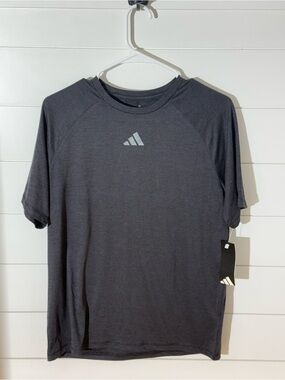 adidas Men’s Charcoal Short-Sleeve Performance Tee